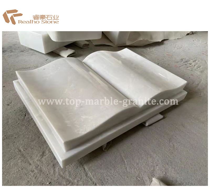 marble aggel tombstone