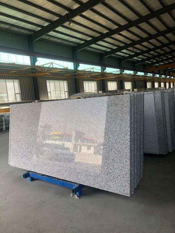 white granite kitchen countertops