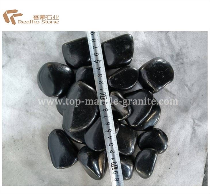 driveway edging pebble stone