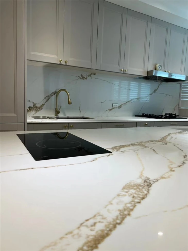 sunset calacatta gold countertop
